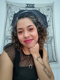 Livia Ferreira